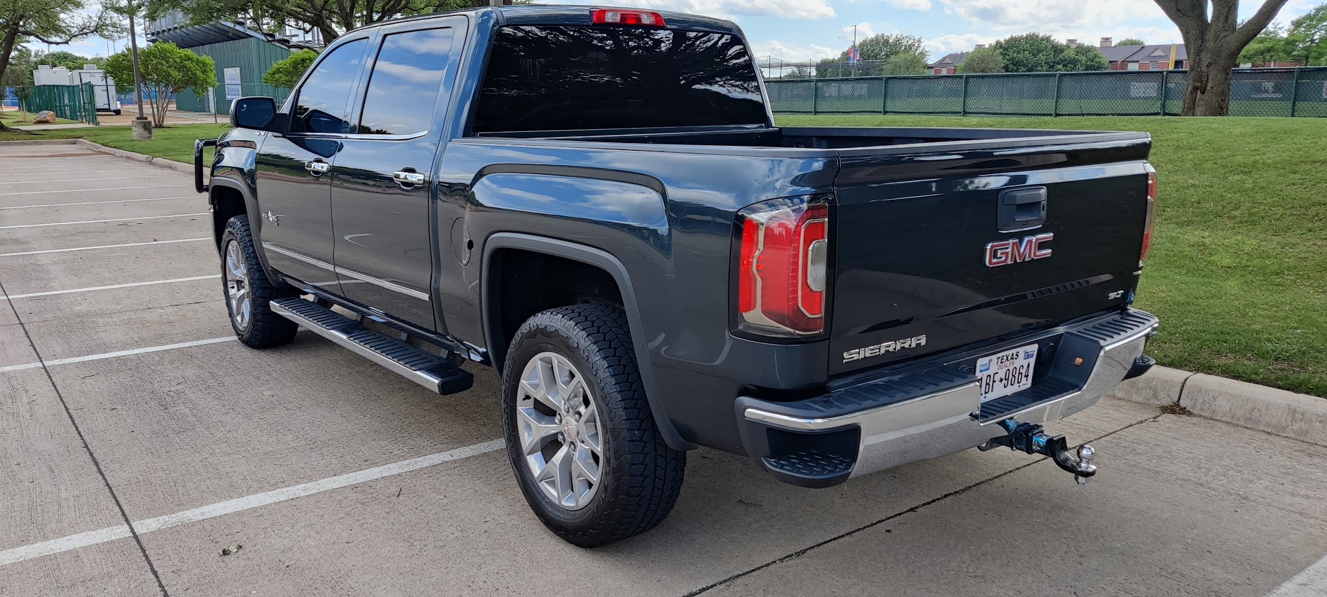 2018 GMC SIERRA 1500 CREW CAB SLT – Crazy Bobs Cars